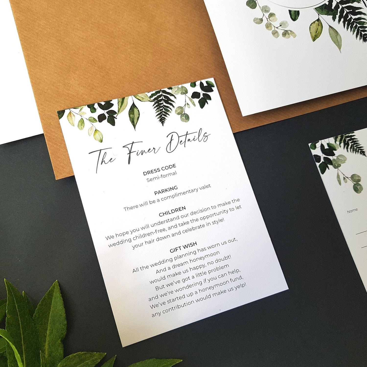 Greenery Wreath Wedding Invitations Set